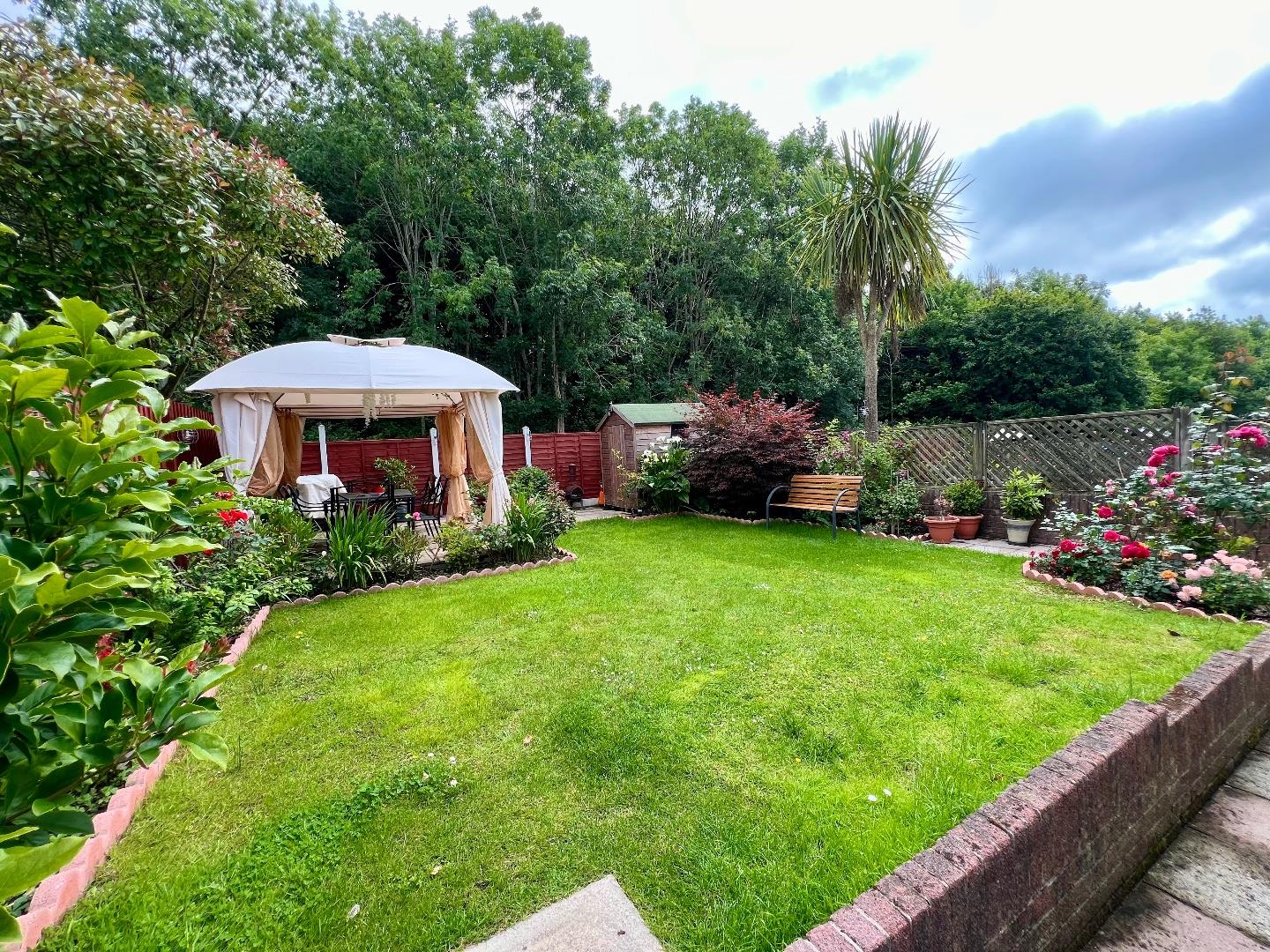 Ffordd Y Parc, Litchard, Bridgend County Borough, CF31 1RA